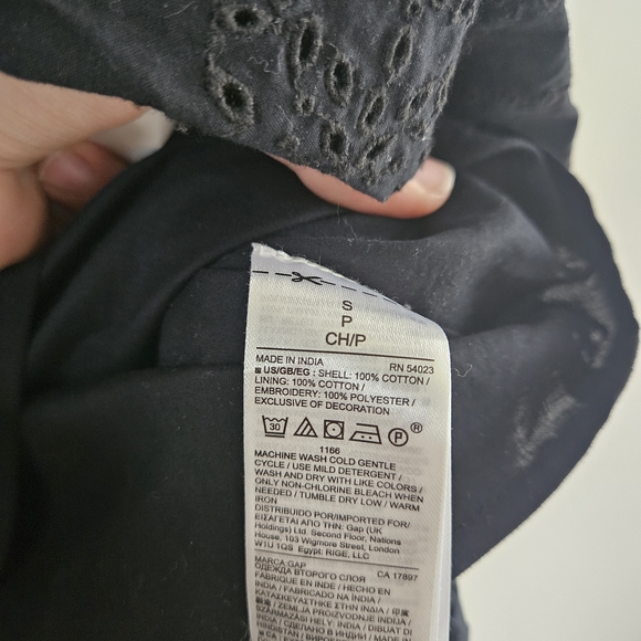 GAP Black Sleeveless Eyelet Midi Dress 100% Cotton - Small Petite - Picture 6 of 6